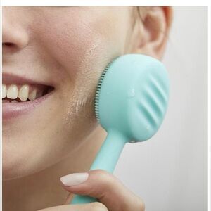 Pmd Clean - Smart Facial Cleansing Device (Brand New )